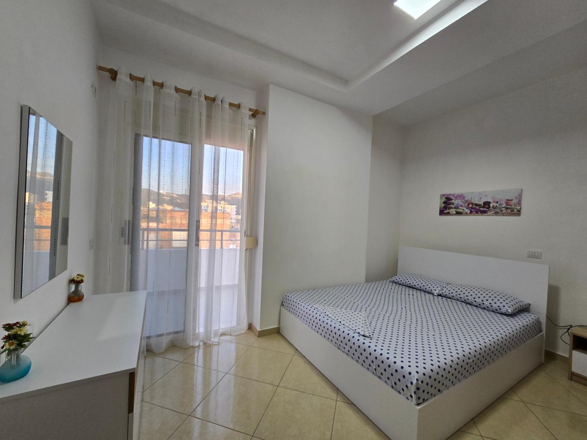 Modern , Quiet , Family Friendly & Fully Furnished Apartment Вльора Екстер'єр фото